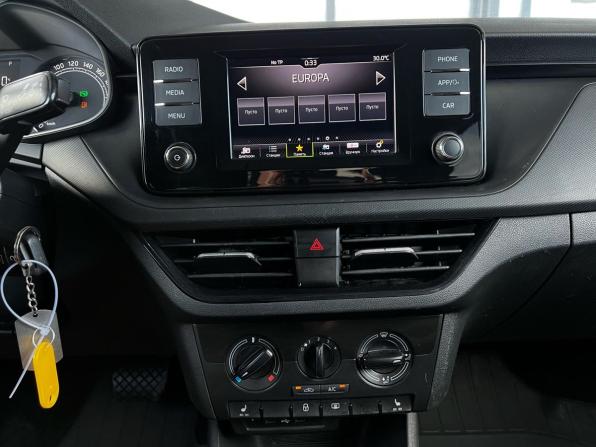 Skoda Rapid II с пробегом 2021 года, цена 1 299 000 рублей, 79275 км, лифтбек, Автокод Объявления