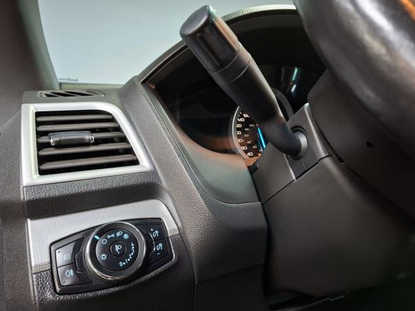 Ford Explorer V с пробегом 2015 года, цена 2 500 000 рублей, 79571 км, внедорожник, Автокод Объявления