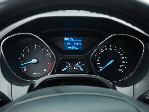 Ford Focus III Рестайлинг с пробегом 2017 года, цена 989 000 рублей, 249558 км, седан, Автокод Объявления