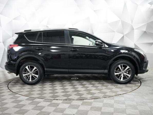 Toyota RAV4 IV (XA40) Рестайлинг с пробегом 2017 года, цена 2 443 000 рублей, 138880 км, внедорожник, Автокод Объявления
