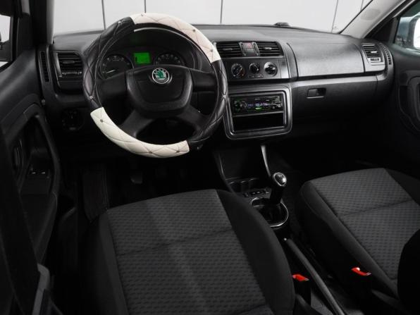 Skoda Fabia II Рестайлинг с пробегом 2011 года, цена 649 000 рублей, 182419 км, хэтчбек, Автокод Объявления