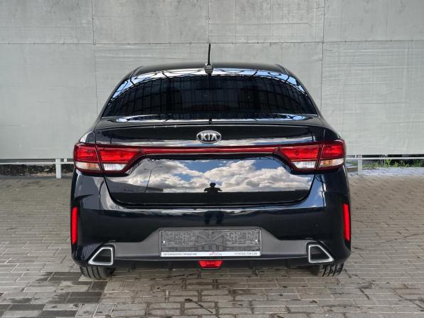 Kia Rio IV Рестайлинг с пробегом 2021 года, цена 1 695 000 рублей, 45629 км, седан, Автокод Объявления