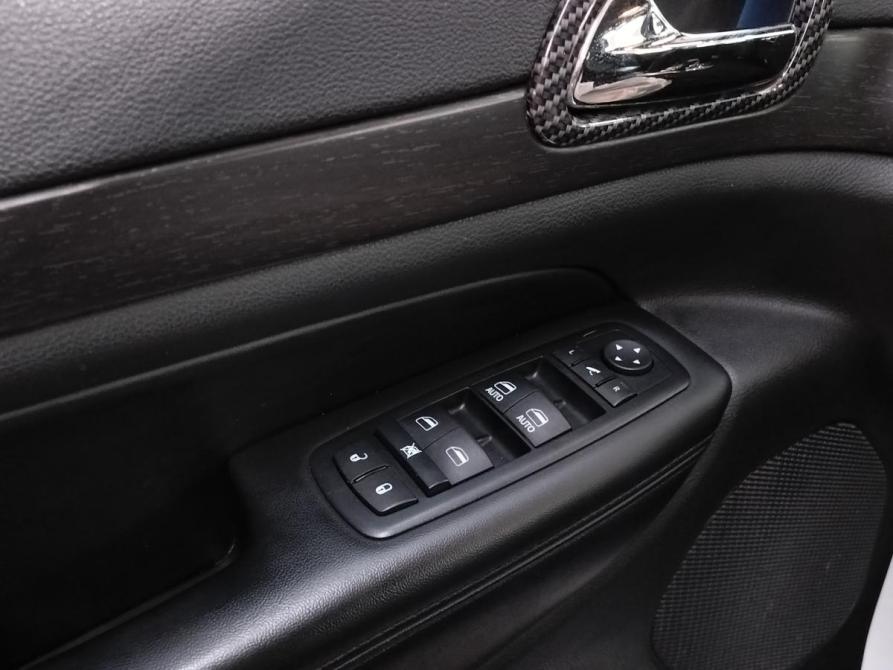 Jeep Grand Cherokee IV (WK2) Рестайлинг Санкт-Петербург  - изображение 17