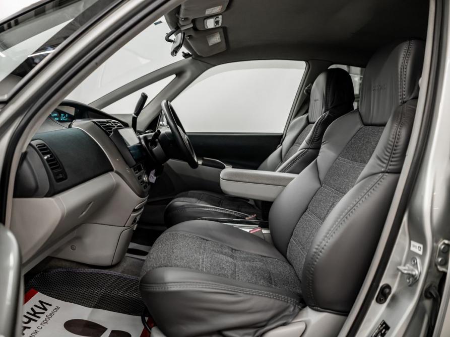 Toyota Opa I Рестайлинг Красноярск  - изображение 7