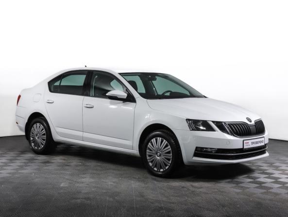 Skoda Octavia III (A7) Рестайлинг с пробегом 2020 года, цена 1 941 000 рублей, 40000 км, лифтбек, Автокод Объявления