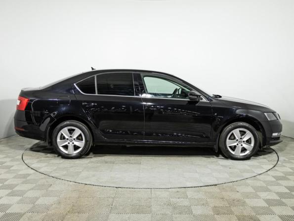 Skoda Octavia III (A7) Рестайлинг с пробегом 2018 года, цена 1 974 999 рублей, 89360 км, лифтбек, Автокод Объявления