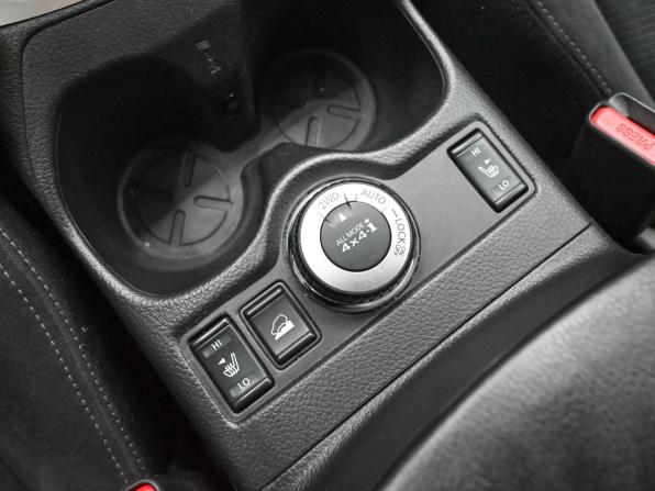 Nissan X-Trail III с пробегом 2015 года, цена 1 570 000 рублей, 194863 км, внедорожник, Автокод Объявления