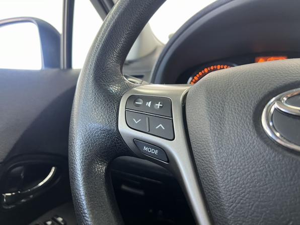 Toyota Avensis III с пробегом 2010 года, цена 949 000 рублей, 258924 км, седан, Автокод Объявления