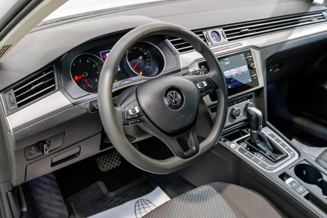 Volkswagen Passat B8 с пробегом 2018 года, цена 1 529 000 рублей, 146890 км, седан, Автокод Объявления