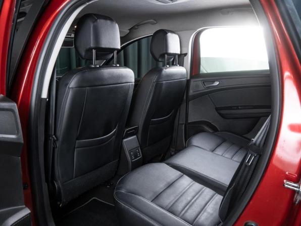 Renault Arkana I с пробегом 2019 года, цена 1 390 000 рублей, 175925 км, внедорожник, Автокод Объявления