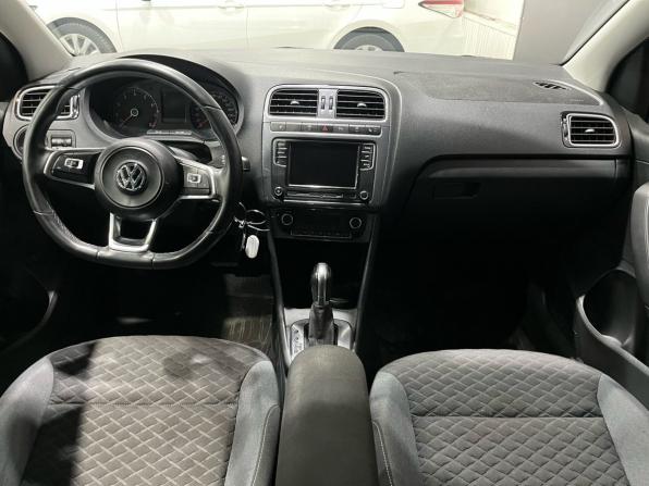 Volkswagen Polo V Рестайлинг с пробегом 2019 года, цена 1 160 000 рублей, 88096 км, седан, Автокод Объявления