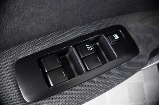 Nissan Qashqai I Рестайлинг с пробегом 2012 года, цена 939 000 рублей, 259994 км, внедорожник, Автокод Объявления