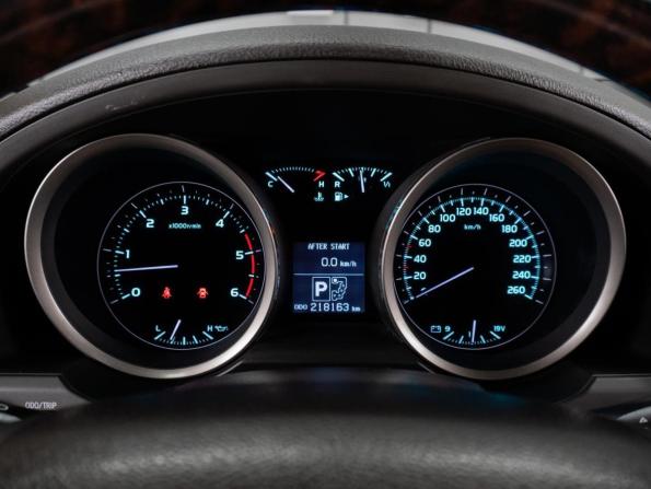 Toyota Land Cruiser 200 Series с пробегом 2011 года, цена 3 250 000 рублей, 218163 км, внедорожник, Автокод Объявления