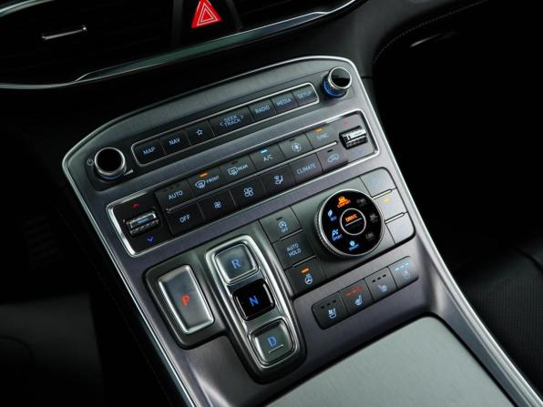 Hyundai Santa Fe IV Рестайлинг с пробегом 2021 года, цена 4 096 900 рублей, 29935 км, внедорожник, Автокод Объявления