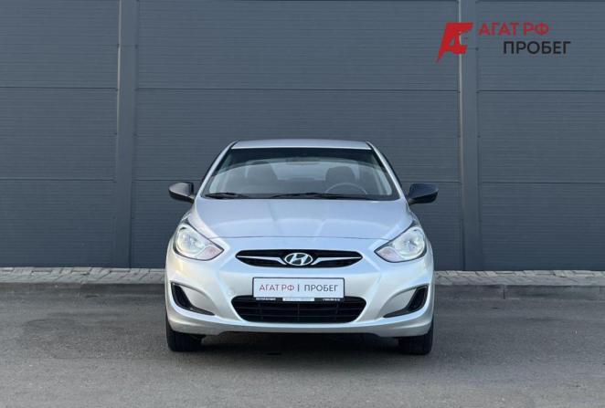 Hyundai Solaris I с пробегом 2012 года, цена 610 000 рублей, 127692 км, седан, Автокод Объявления