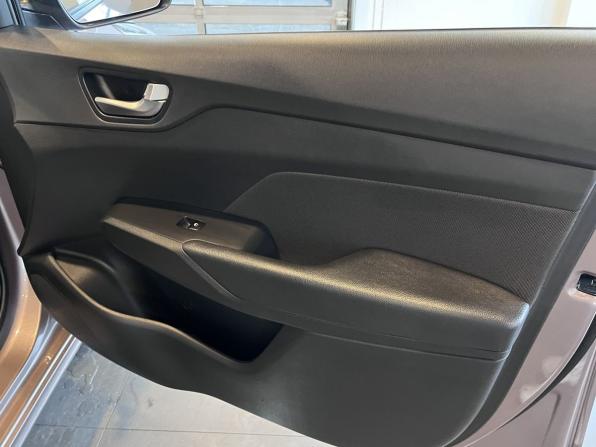 Hyundai Solaris II с пробегом 2018 года, цена 1 550 000 рублей, 79167 км, седан, Автокод Объявления