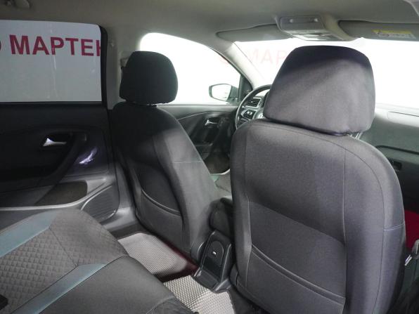 Volkswagen Polo V Рестайлинг с пробегом 2019 года, цена 1 325 000 рублей, 109609 км, седан, Автокод Объявления