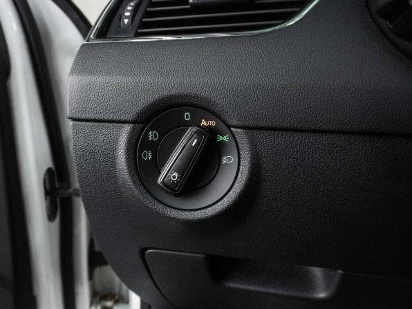 Skoda Octavia III (A7) Рестайлинг с пробегом 2018 года, цена 1 599 000 рублей, 194475 км, лифтбек, Автокод Объявления