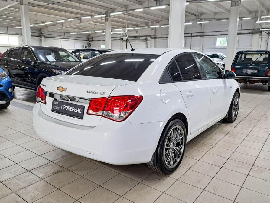 Chevrolet Cruze I Рестайлинг Набережные Челны  - изображение 6
