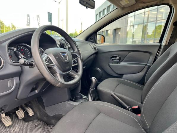 Dacia Logan II Рестайлинг с пробегом 2018 года, цена 1 100 000 рублей, 102525 км, универсал, Автокод Объявления