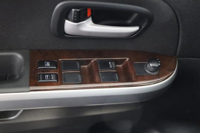 Suzuki Grand Vitara II Рестайлинг с пробегом 2011 года, цена 1 039 990 рублей, 177574 км, внедорожник, Автокод Объявления