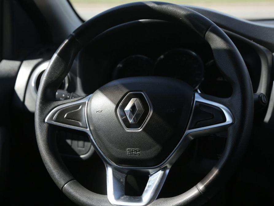 Renault Logan II Рестайлинг Иваново  - изображение 16