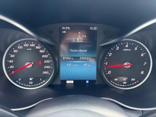 Mercedes-Benz C-Класс IV (W205) Рестайлинг с пробегом 2019 года, цена 2 560 000 рублей, 87654 км, седан, Автокод Объявления