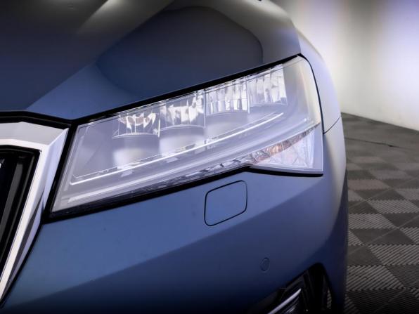 Skoda Superb III Рестайлинг с пробегом 2022 года, цена 3 200 000 рублей, 74618 км, лифтбек, Автокод Объявления