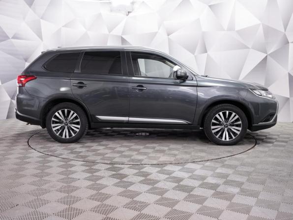 Mitsubishi Outlander III Рестайлинг 3 с пробегом 2020 года, цена 2 290 000 рублей, 78830 км, внедорожник, Автокод Объявления