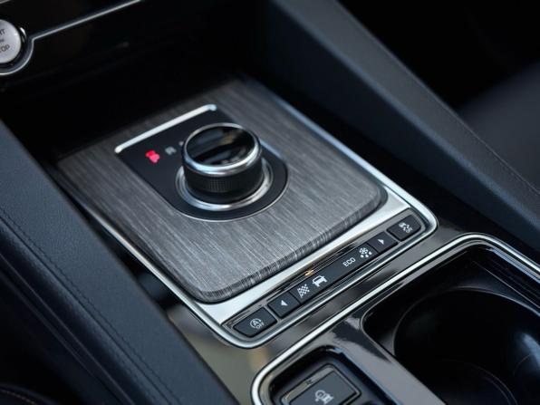 Jaguar F-Pace I с пробегом 2019 года, цена 3 800 000 рублей, 7408 км, внедорожник, Автокод Объявления