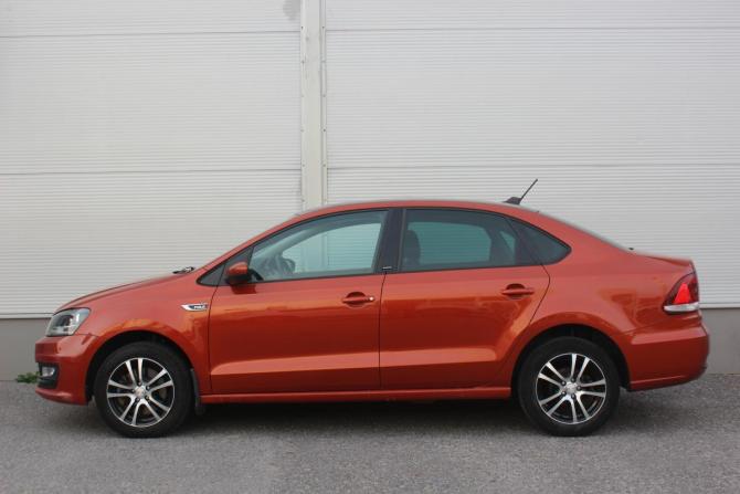 Volkswagen Polo V Рестайлинг с пробегом 2017 года, цена 1 055 000 рублей, 148203 км, седан, Автокод Объявления