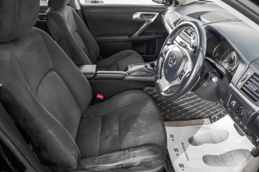 Lexus CT I Барнаул  - изображение 11