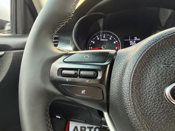 Kia Rio IV с пробегом 2018 года, цена 1 169 999 рублей, 140000 км, седан, Автокод Объявления