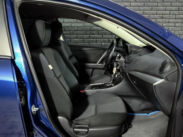 Mazda 3 II (BL) Рестайлинг с пробегом 2012 года, цена 1 050 000 рублей, 153382 км, хэтчбек, Автокод Объявления