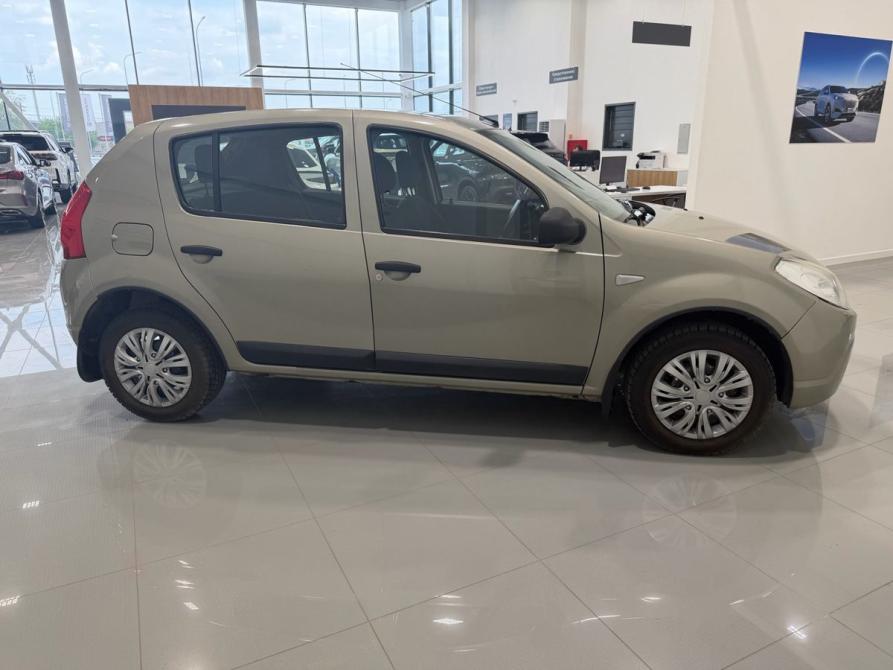Renault Sandero I Челябинск  - изображение 4