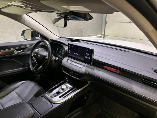 Haval Jolion I Рестайлинг с пробегом 2024 года, цена 2 349 000 рублей, 33066 км, внедорожник, Автокод Объявления