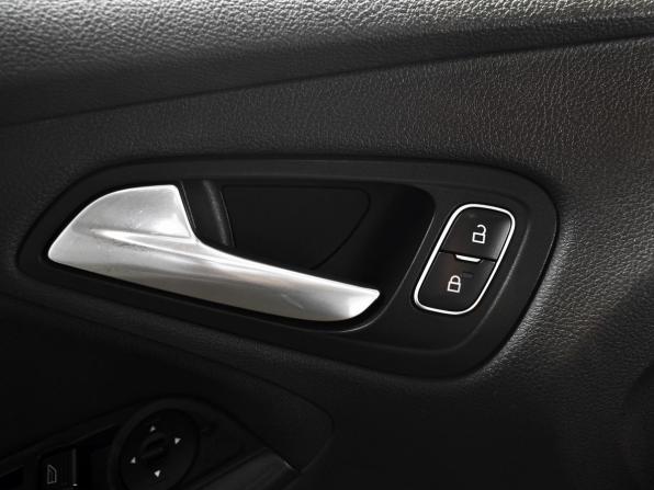 Ford Focus III Рестайлинг с пробегом 2017 года, цена 765 995 рублей, 242468 км, седан, Автокод Объявления