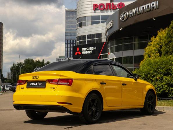 Audi A3 III (8V) Рестайлинг с пробегом 2018 года, цена 1 328 000 рублей, 205226 км, седан, Автокод Объявления