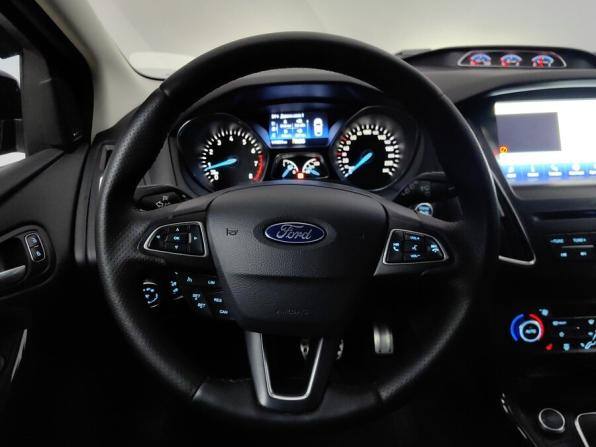 Ford Focus III Рестайлинг с пробегом 2017 года, цена 1 290 000 рублей, 141000 км, универсал, Автокод Объявления