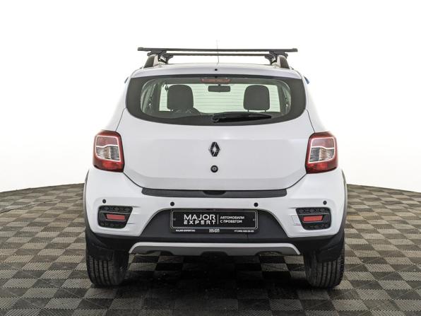 Renault Sandero II Рестайлинг с пробегом 2022 года, цена 1 525 000 рублей, 13800 км, хэтчбек, Автокод Объявления