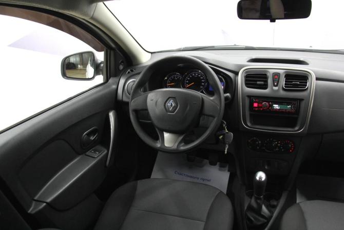 Renault Logan II с пробегом 2014 года, цена 676 300 рублей, 138000 км, седан, Автокод Объявления