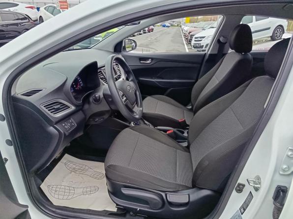 Hyundai Solaris II с пробегом 2019 года, цена 1 364 995 рублей, 88370 км, седан, Автокод Объявления