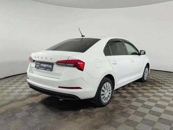 Skoda Rapid II с пробегом 2021 года, цена 1 510 000 рублей, 95000 км, лифтбек, Автокод Объявления
