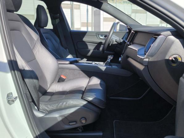 Volvo XC60 II с пробегом 2019 года, цена 3 299 000 рублей, 145523 км, внедорожник, Автокод Объявления