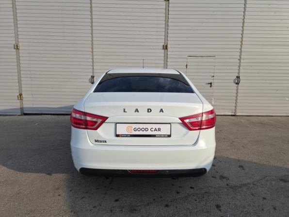 Lada (ВАЗ) Vesta I с пробегом 2022 года, цена 1 038 000 рублей, 121565 км, седан, Автокод Объявления
