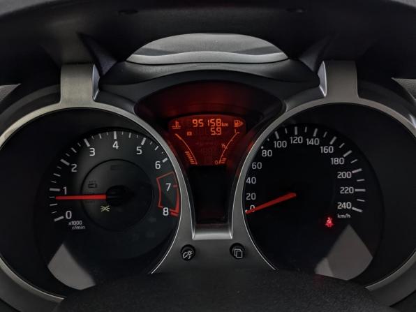 Nissan Juke I с пробегом 2014 года, цена 950 000 рублей, 95156 км, внедорожник, Автокод Объявления
