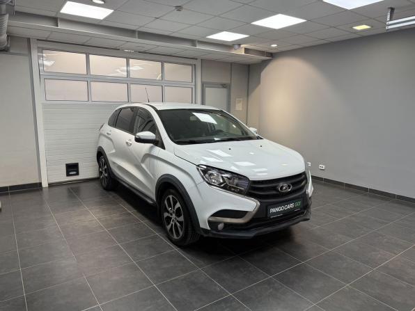 Lada (ВАЗ) XRAY I с пробегом 2017 года, цена 750 000 рублей, 135224 км, хэтчбек, Автокод Объявления