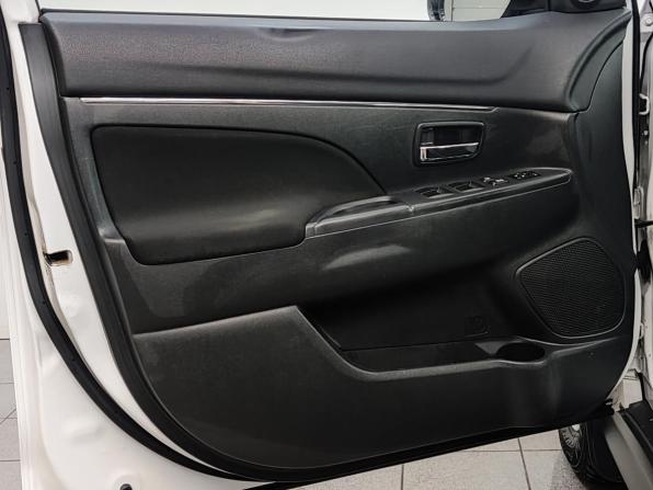 Mitsubishi ASX I Рестайлинг 2 с пробегом 2017 года, цена 1 020 000 рублей, 305141 км, внедорожник, Автокод Объявления