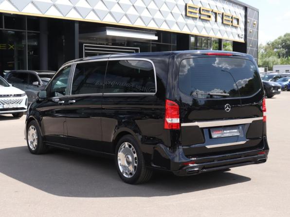 Mercedes-Benz V-Класс III (W447) Рестайлинг с пробегом 2024 года, цена 8 995 000 рублей, 7940 км, минивэн, Автокод Объявления