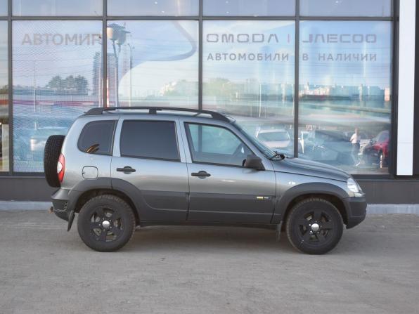Chevrolet Niva I Рестайлинг с пробегом 2018 года, цена 680 000 рублей, 134191 км, внедорожник, Автокод Объявления